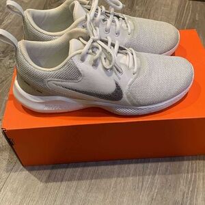 Nike Cream and Gray Athletic Shoes